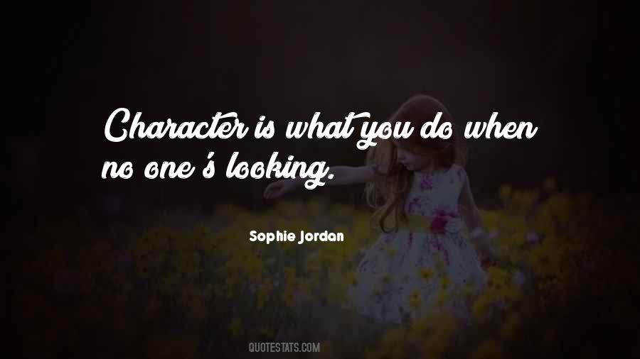 Quotes About Character When No One Is Looking #1264318